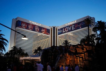 One of the most popular hotels in Las Vegas is shutting down. Here’s what will replace it