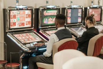 A Guide to Playing Big Payout Slots in 2024