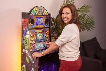 Arcade1Up Wheel Of Fortune Casinocade Deluxe Arcade Machine