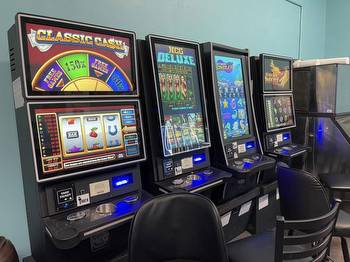 Illegal gambling bust at West Tennessee market