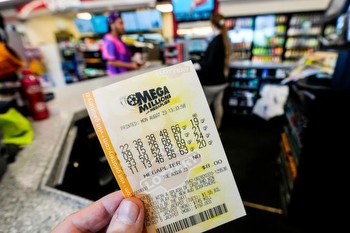 Mega Millions player in Illinois wins $560M jackpot: Numbers, results