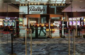 Mini reviews: Bally’s Casino Chicago restaurants and bars