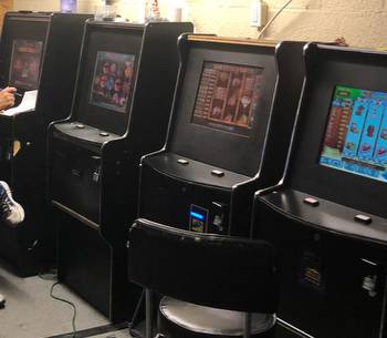 Police seize 13 gambling machines at Decatur business