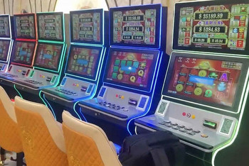 Slot machine claim spurs probe order
