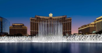 The 8 Best Hotels In Las Vegas For Couples 2024