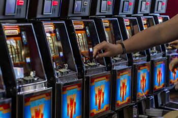 Where to find coin-operated slots in Las Vegas