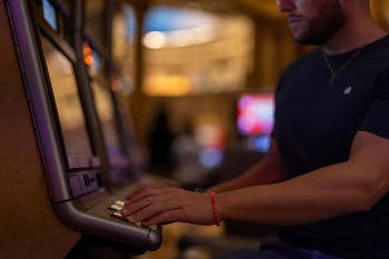 Where to Play Slot Games in Redditch
