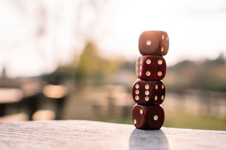 Digital Dice: Exploring the Latest Tech Innovations in Social Casinos