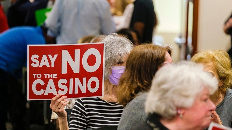 Las Vegas Sands casino opponents ask Hempstead to halt environmental study