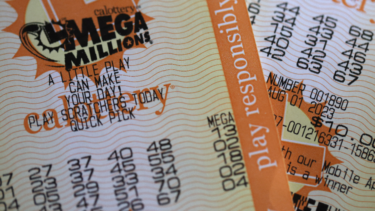 Mega Millions player hits $560 million jackpot: Why it's a historic win